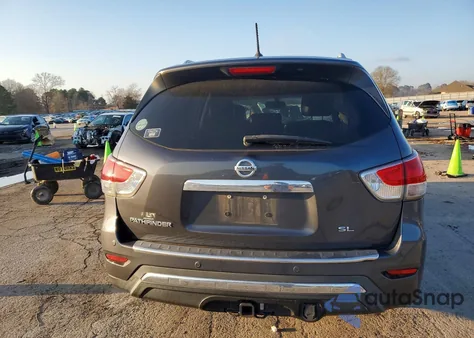 2013 Nissan Pathfinder S z USA, uszkodzony, nr VIN 5N1AR2MN1DC648247
